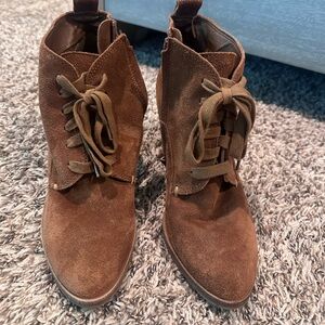 Dolce Vita suede brown lace up booties